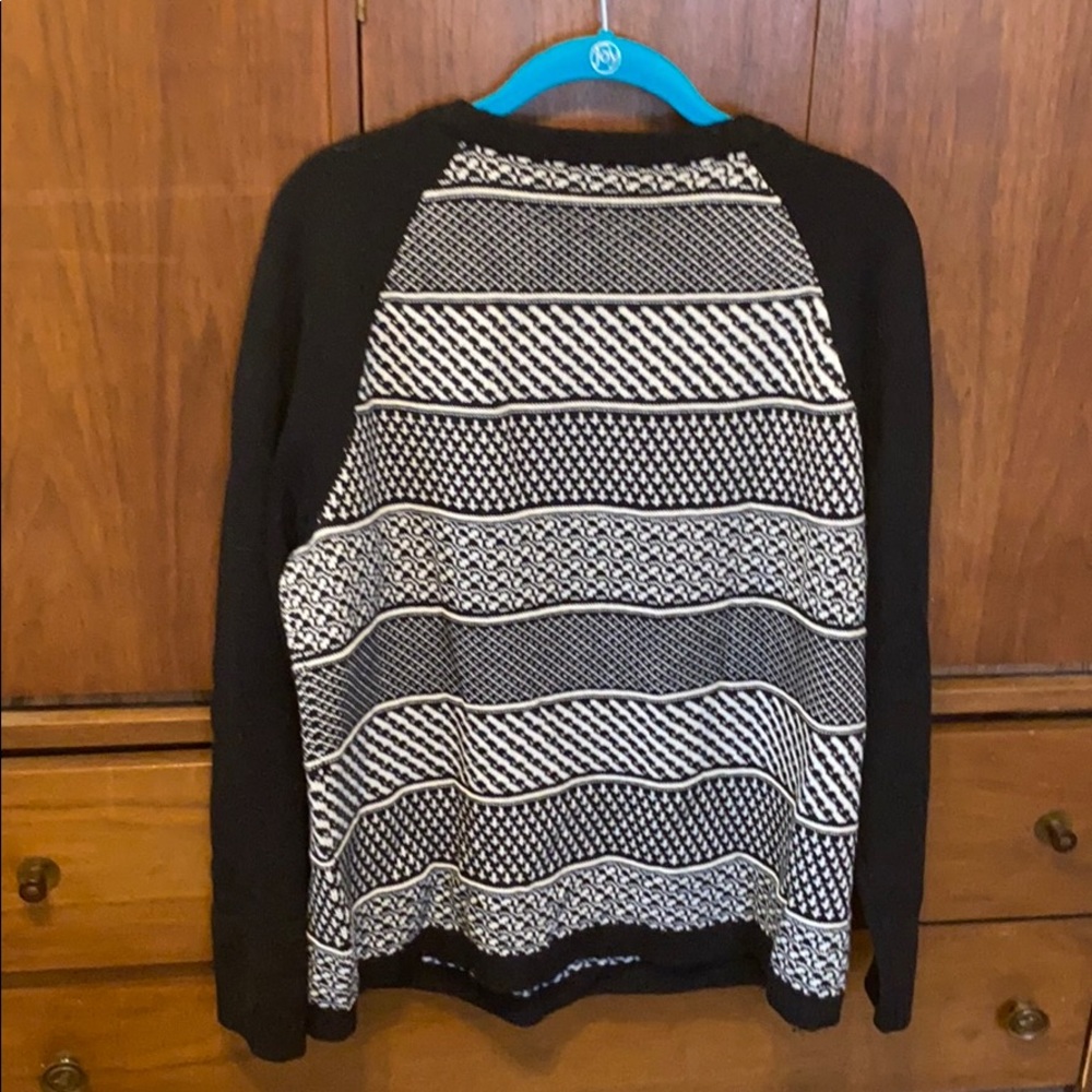 Sweater - Picture 2 of 2